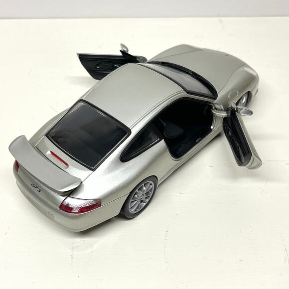Mattel 2003 Porsche GT3 Diecast Model in Silver Hotwheels - Picture 8 of 10